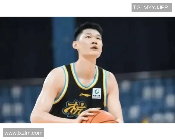 高薪球员表现不佳周琦被胡金秋全面压制管理层是否该反思 高薪球员表现不佳周琦被胡金秋全面压制管理层是否该反思